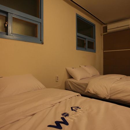 W Mini Hotel Dongdaemoon Seoul Exteriör bild