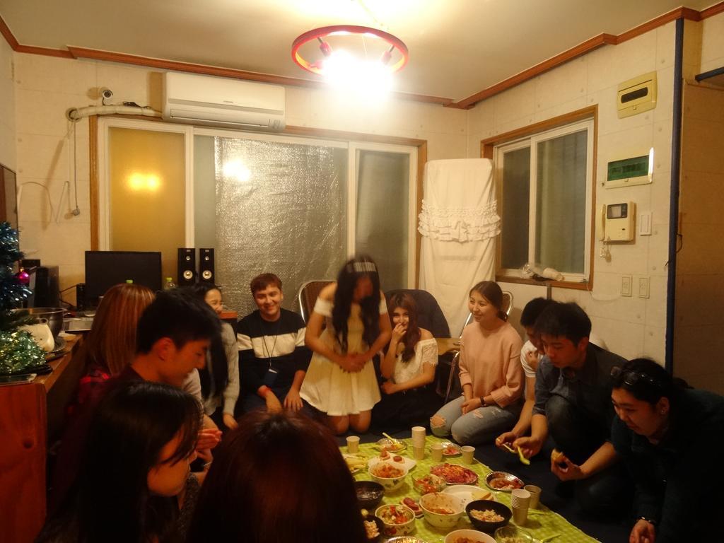W Mini Hotel Dongdaemoon Seoul Exteriör bild