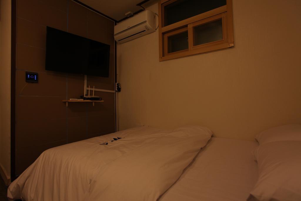 W Mini Hotel Dongdaemoon Seoul Exteriör bild