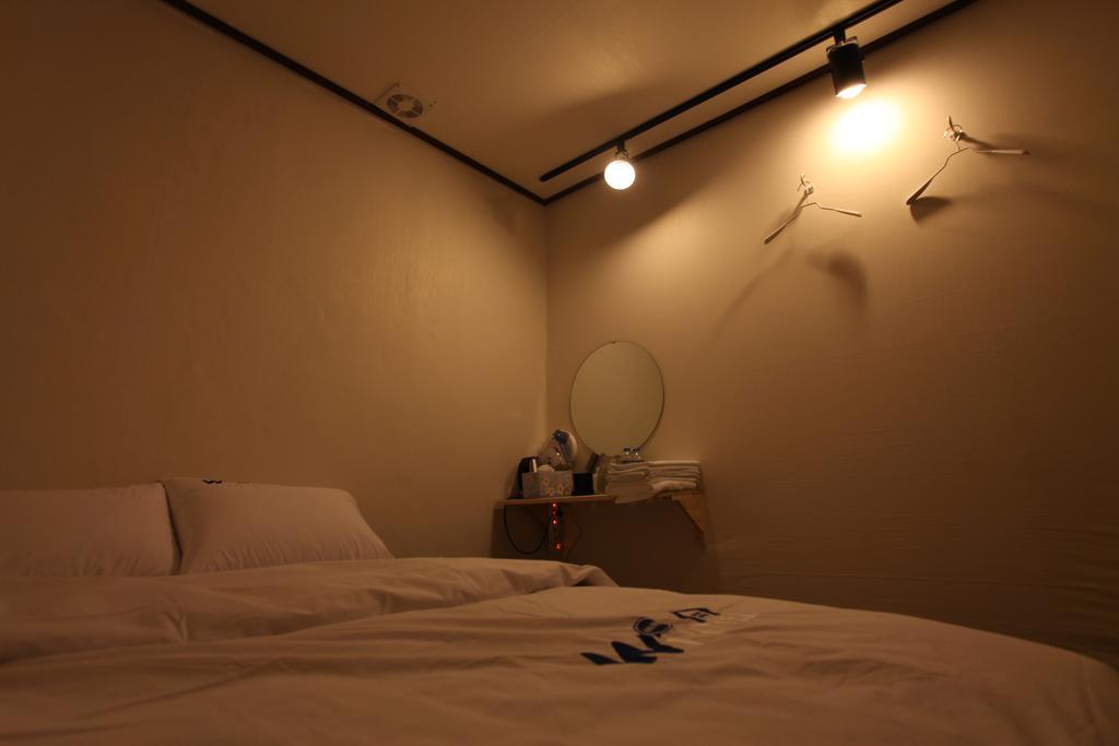 W Mini Hotel Dongdaemoon Seoul Exteriör bild