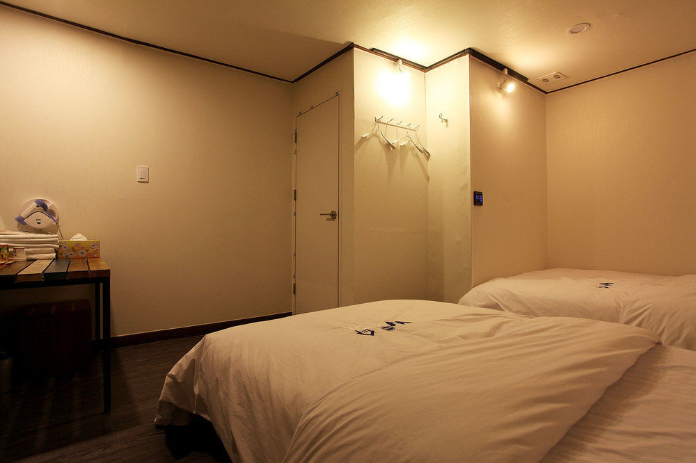 W Mini Hotel Dongdaemoon Seoul Exteriör bild