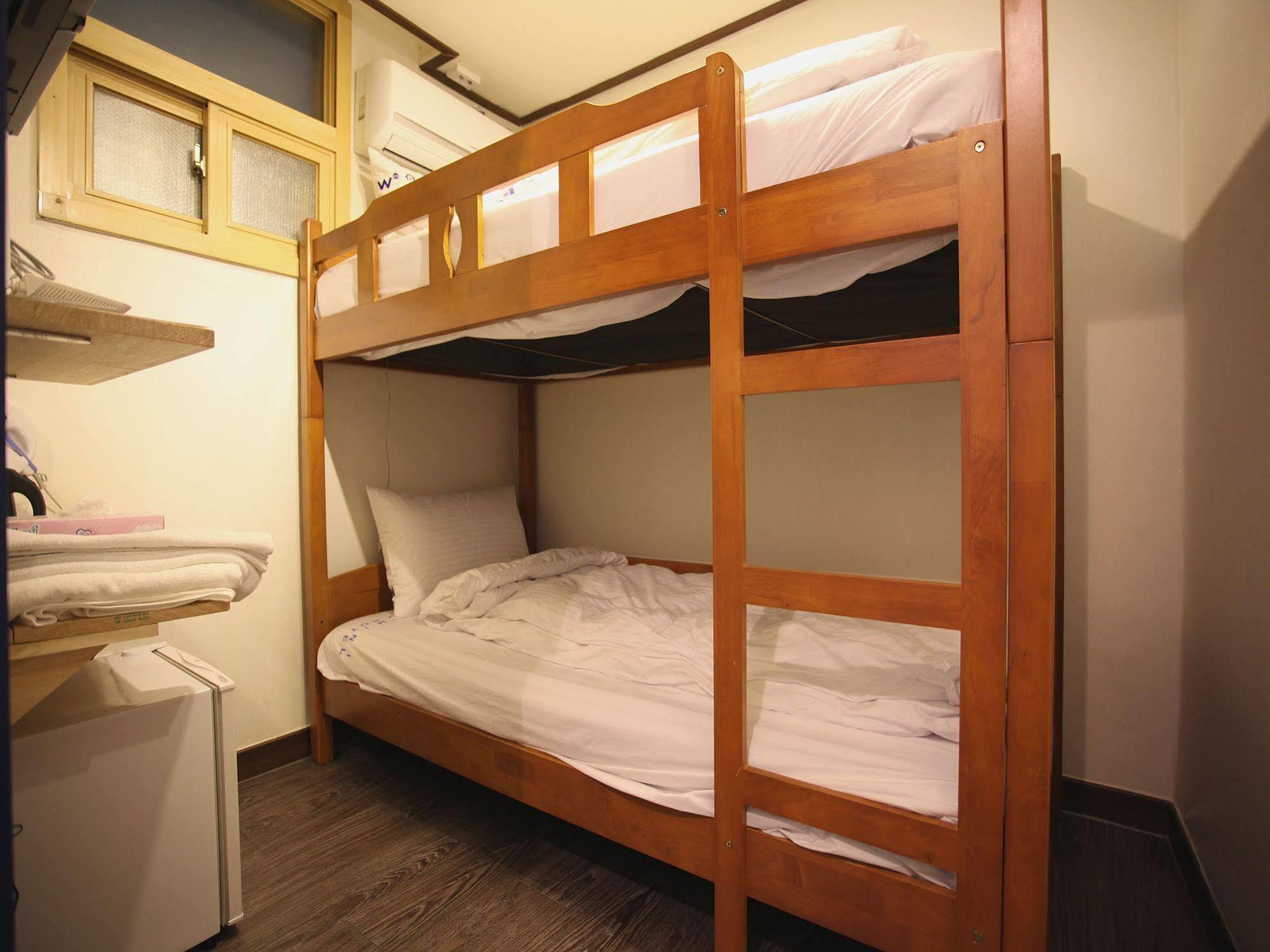 W Mini Hotel Dongdaemoon Seoul Exteriör bild